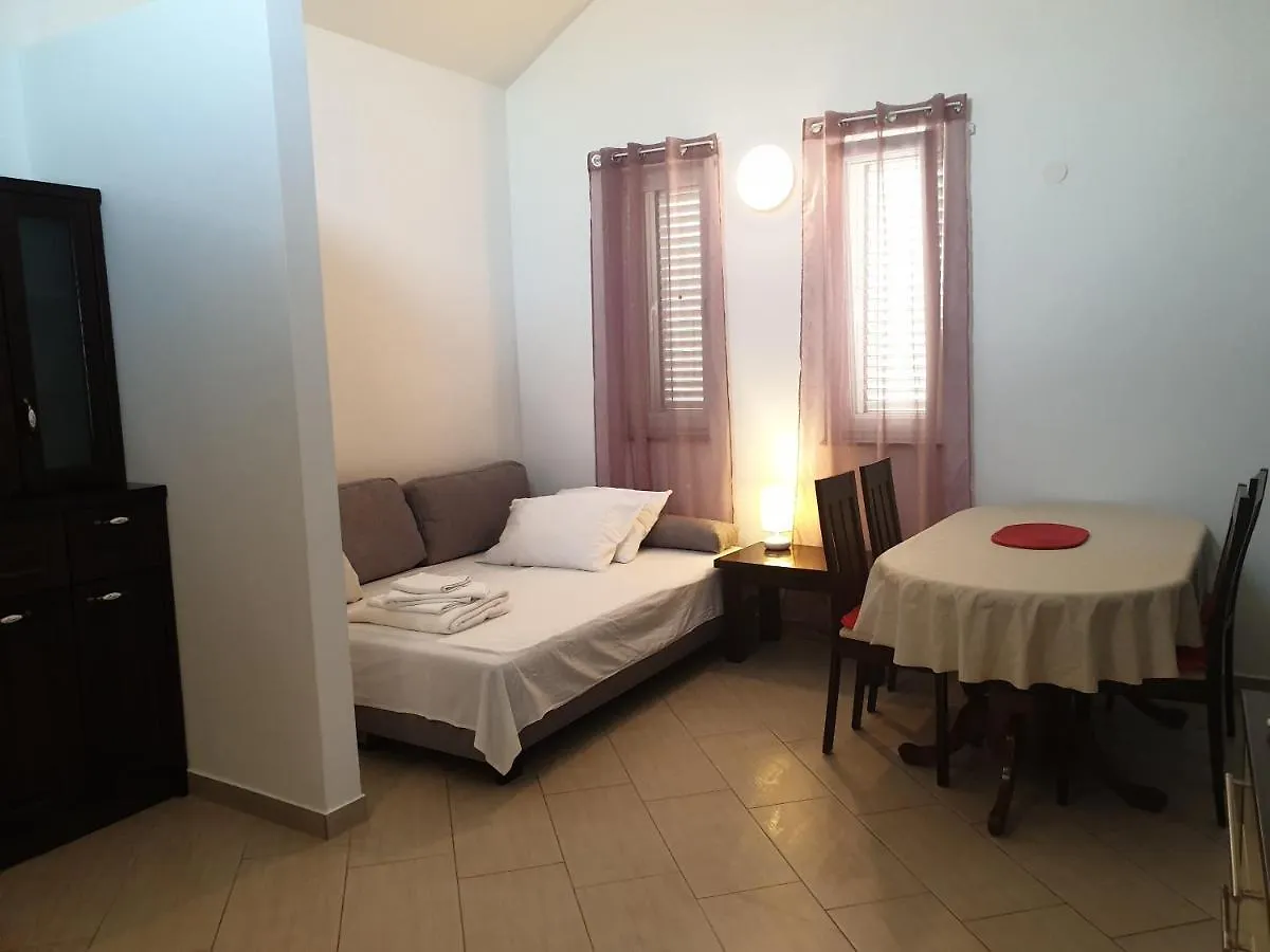 Summertime Apartmani Povljana